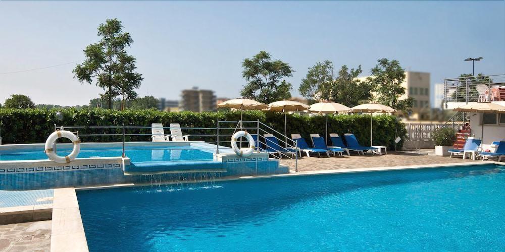 Gallia Club Hotel Cesenatico Exterior foto