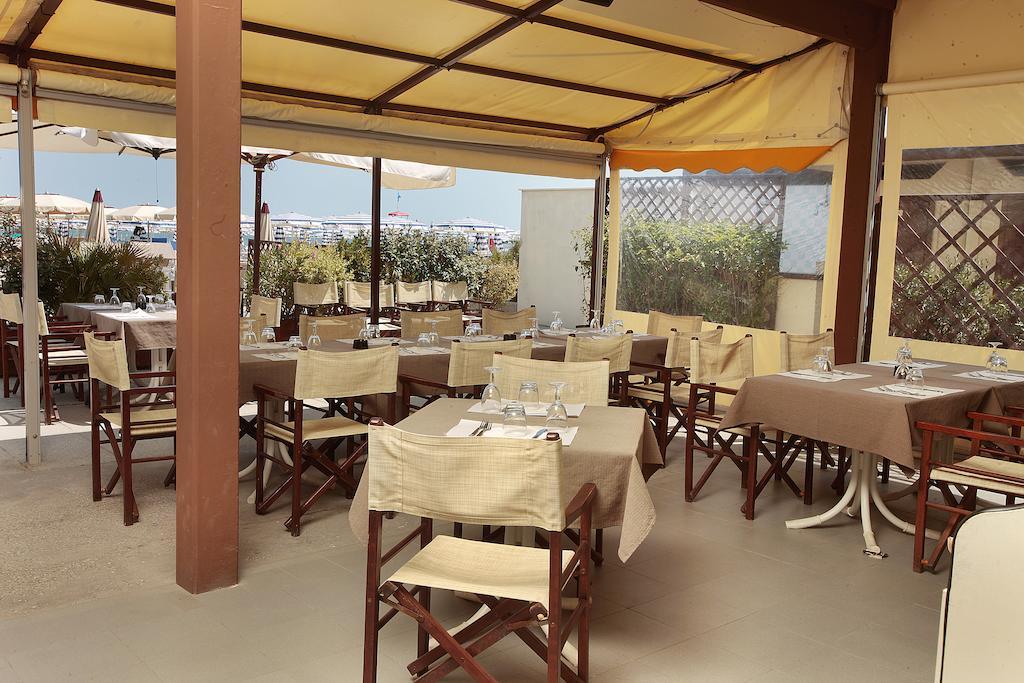 Gallia Club Hotel Cesenatico Exterior foto